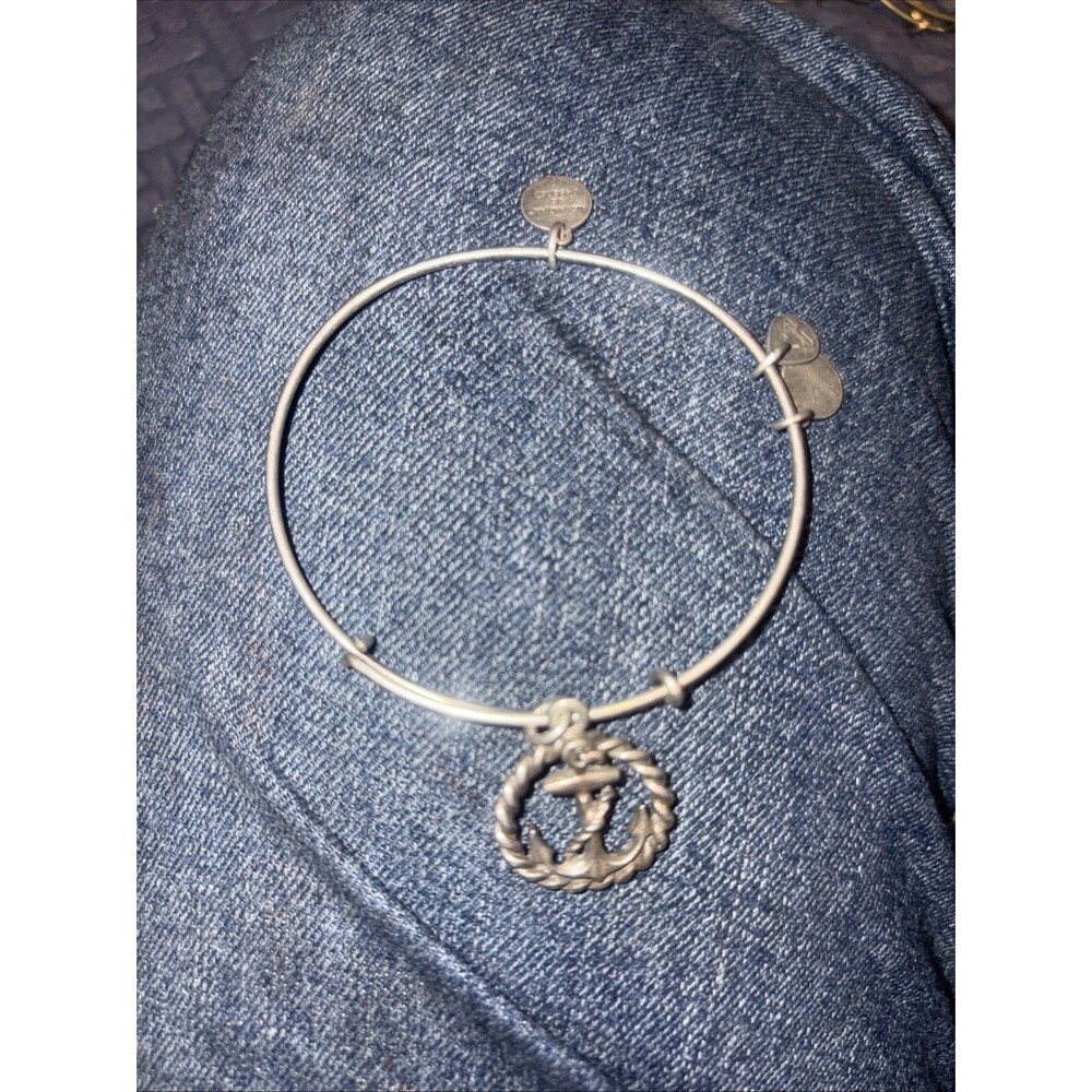 Alex and Ani Bangle, Anchor